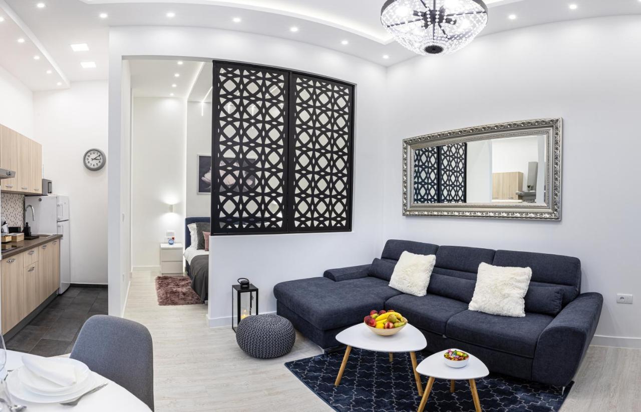 Theatre Square Apartments نوفي ساد المظهر الخارجي الصورة