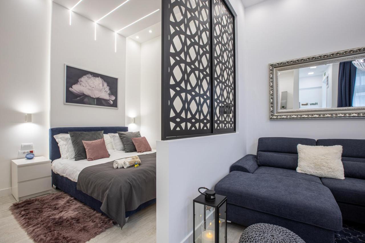 Theatre Square Apartments نوفي ساد المظهر الخارجي الصورة