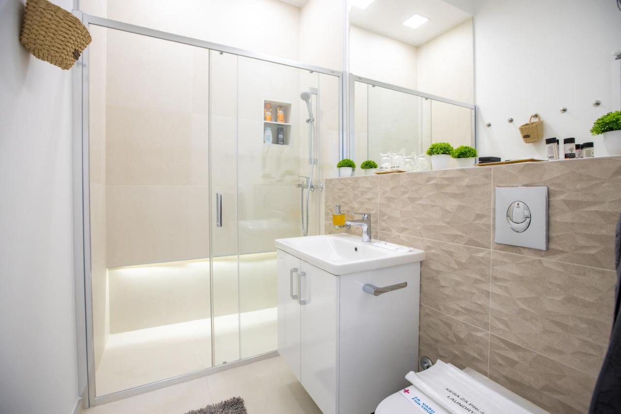 Theatre Square Apartments نوفي ساد المظهر الخارجي الصورة