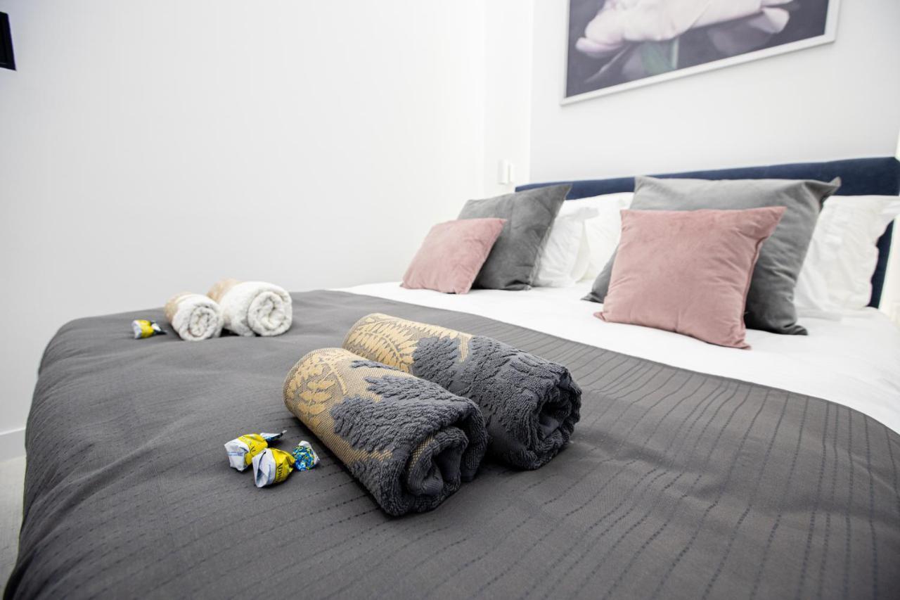 Theatre Square Apartments نوفي ساد المظهر الخارجي الصورة