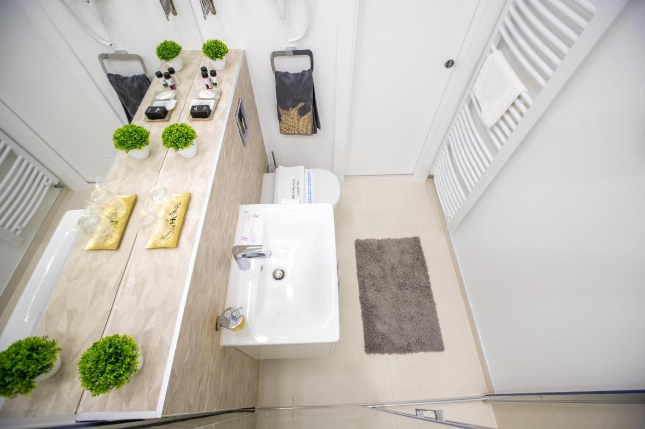 Theatre Square Apartments نوفي ساد المظهر الخارجي الصورة