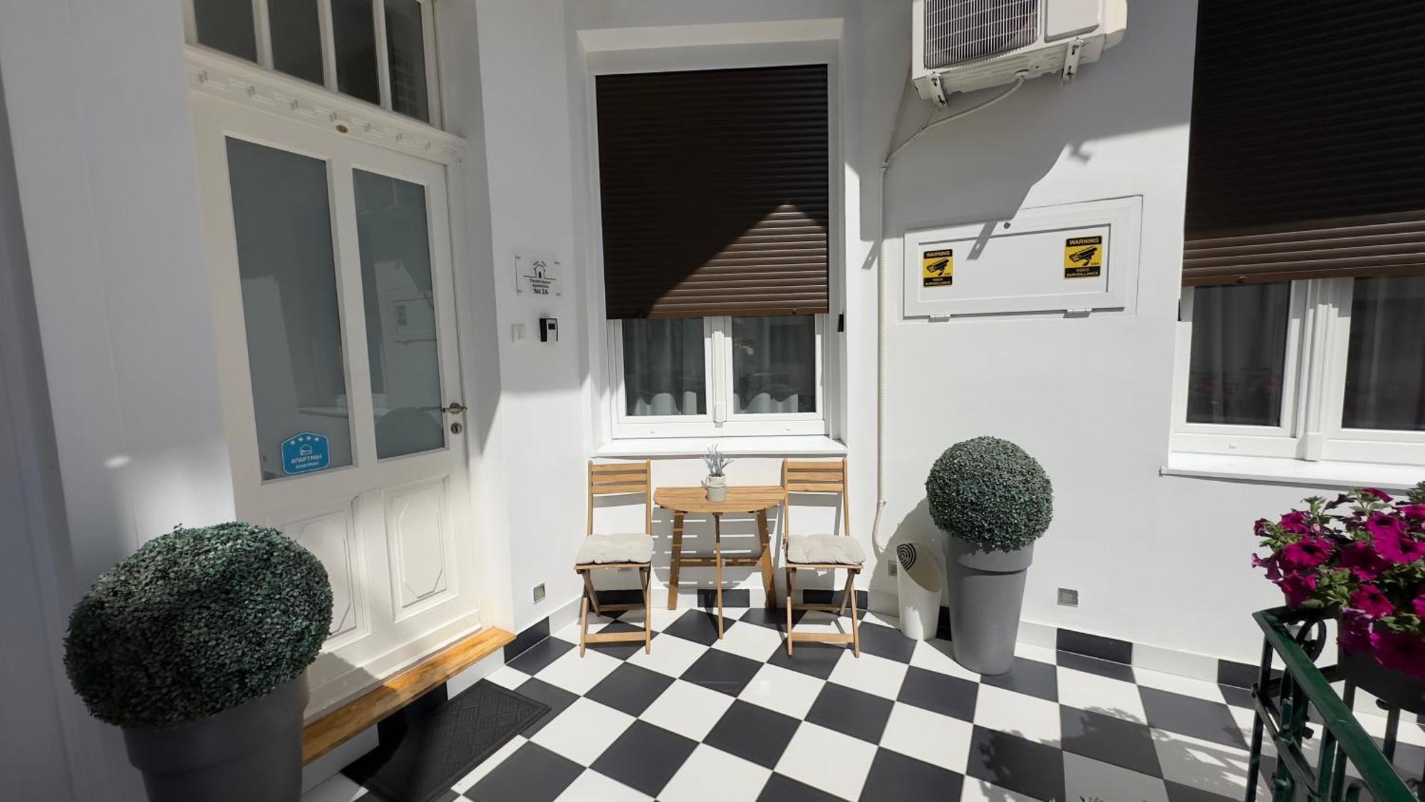 Theatre Square Apartments نوفي ساد المظهر الخارجي الصورة