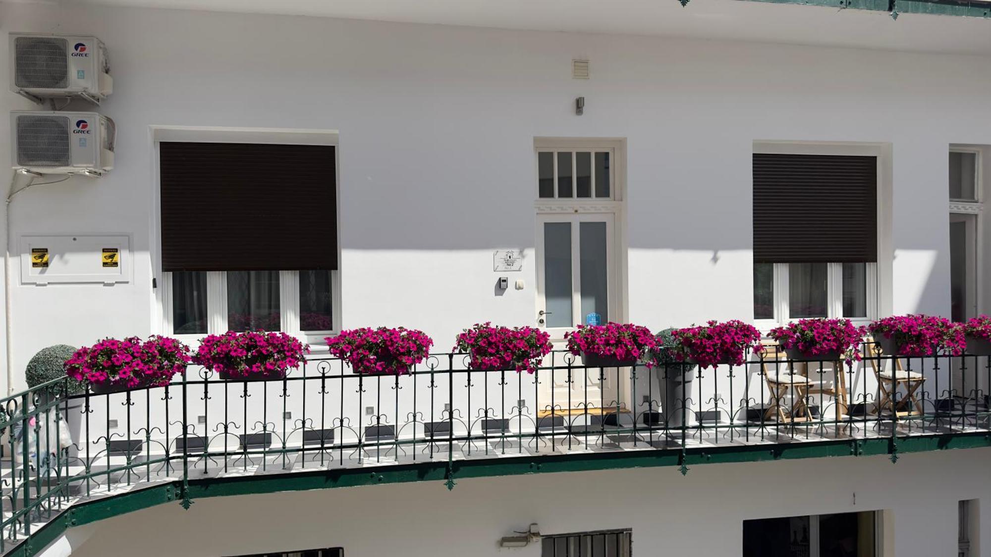 Theatre Square Apartments نوفي ساد المظهر الخارجي الصورة